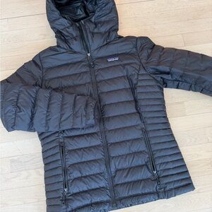 Patagonia Women's Charcoal Puffer Jacket